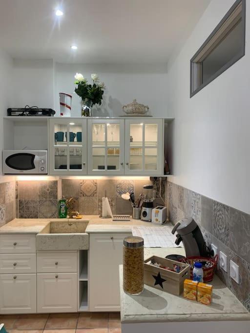 Magnifique Appartement Plein Coeur Avignon Intra-Muros Exterior foto